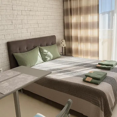 Marvel Delux Private * Σάνι Μπιτς