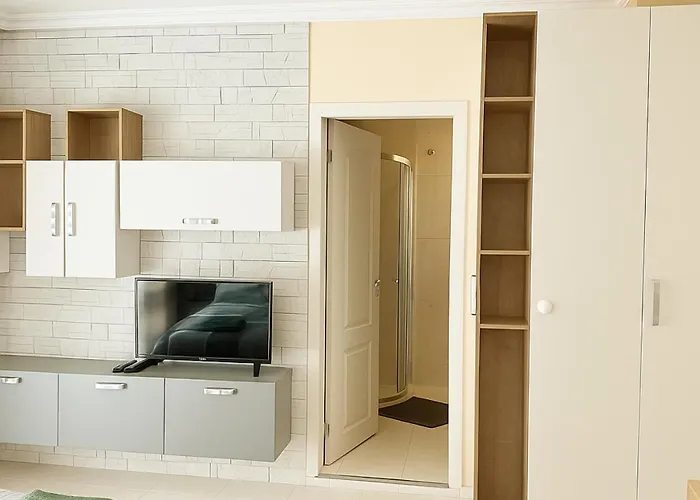 Marvel Delux Private